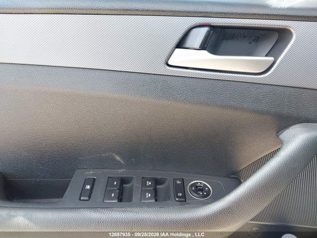 2018 Hyundai Sonata Gl მანქანა იყიდება აუქციონზე, vin: 5NPE24AFXJH628792, აუქციონის ნომერი: 12697935