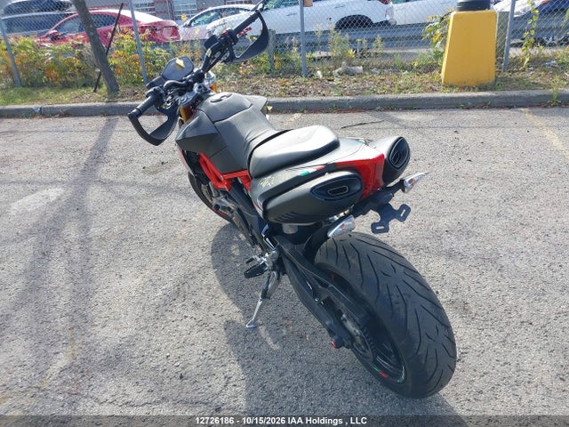 Aprilia Dorsoduro 900 2018 ZD4KBU009JS000227 Image 3
