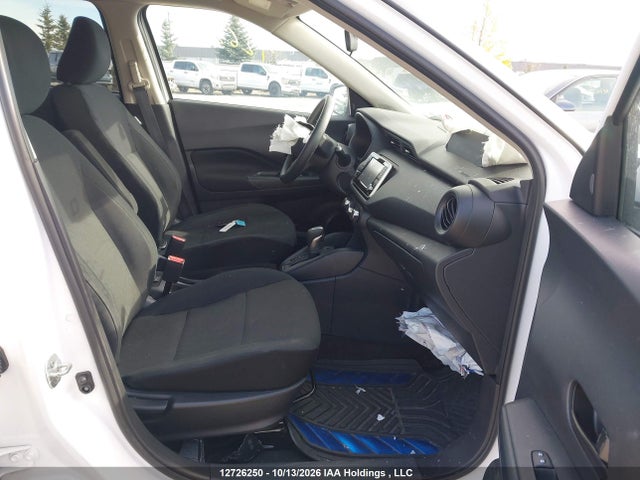 3N1CP5BV8RL587565 Nissan KICKS S