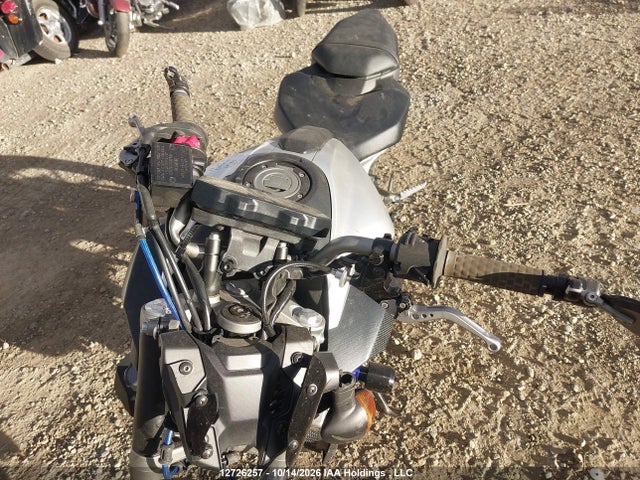 Yamaha FZ07 2016 JYARM06N1GA002127 Image 15