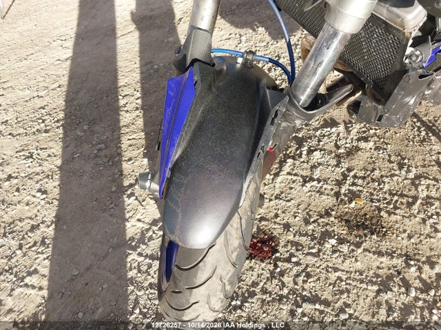 Yamaha FZ07 2016 JYARM06N1GA002127 Image 16