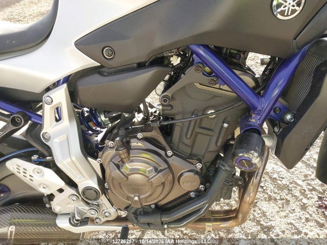 Yamaha FZ07 2016 JYARM06N1GA002127 Image 8