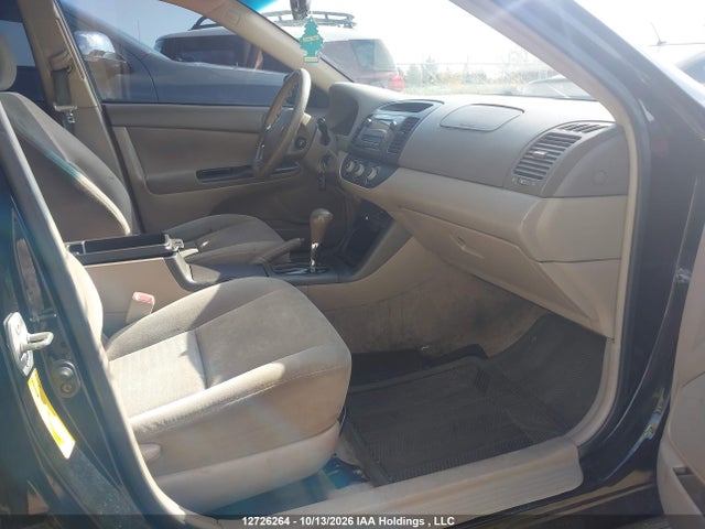 Aukcja sprzedaży 2005 Toyota Camry Le, vin: 4T1BE30K35U421851, numer aukcji: 12726264