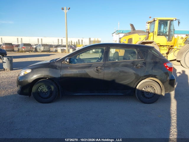 2T1KU4EE2EC131405 Toyota Matrix S