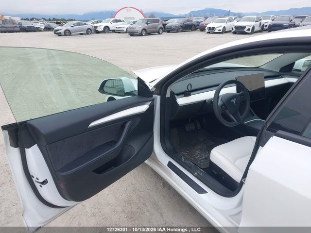 Tesla MODEL 3 2022 5YJ3E1EA3NF233658 Image 18