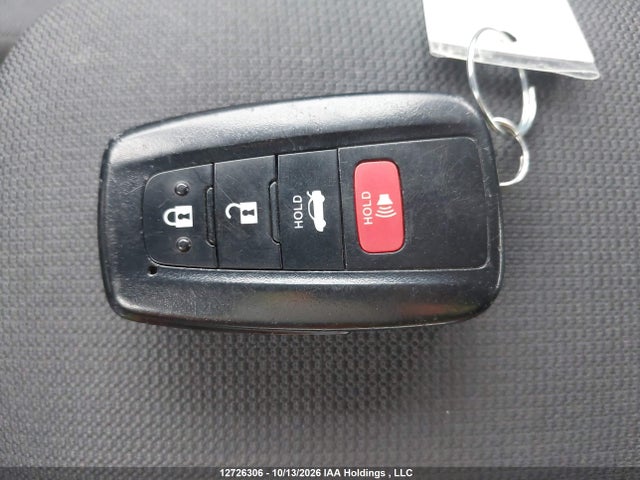 12726306 :رقم المزاد ، 5YFBPMBE4NP297114 vin ، 2022 Toyota Corolla Le/xle مزاد بيع