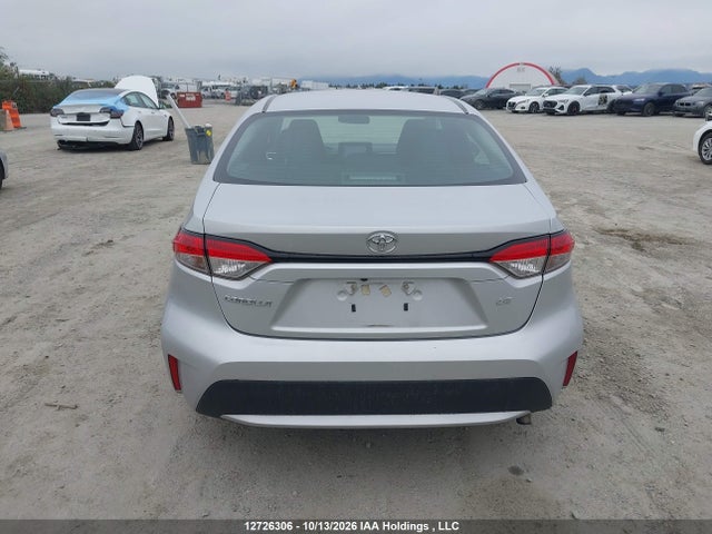 12726306 :رقم المزاد ، 5YFBPMBE4NP297114 vin ، 2022 Toyota Corolla Le/xle مزاد بيع