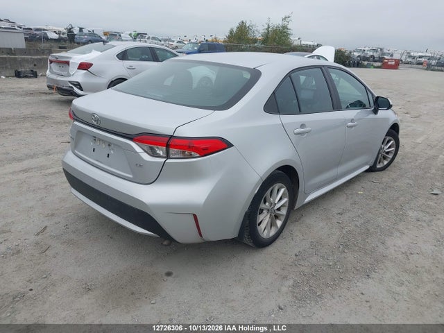 12726306 :رقم المزاد ، 5YFBPMBE4NP297114 vin ، 2022 Toyota Corolla Le/xle مزاد بيع