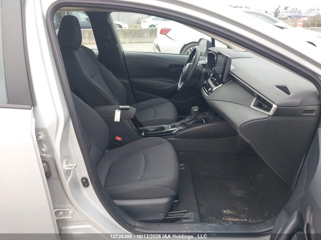 12726306 :رقم المزاد ، 5YFBPMBE4NP297114 vin ، 2022 Toyota Corolla Le/xle مزاد بيع