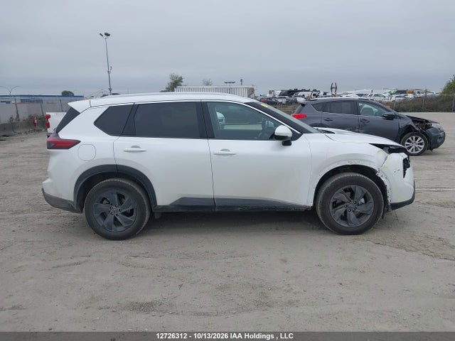 JN8BT3BB0TW094225 Nissan ROGUE SV
