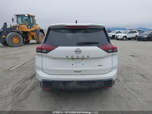 JN8BT3BB0TW094225 Nissan ROGUE SV