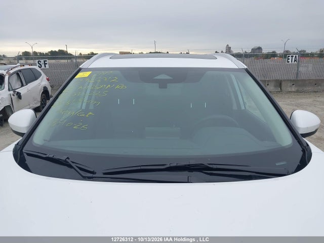JN8BT3BB0TW094225 Nissan ROGUE SV