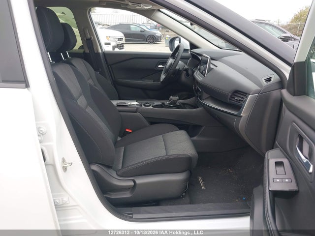 JN8BT3BB0TW094225 Nissan ROGUE SV