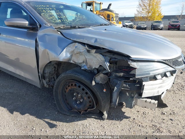 2015 Chrysler 200 Lx მანქანა იყიდება აუქციონზე, vin: 1C3CCCFB9FN757137, აუქციონის ნომერი: 12726313