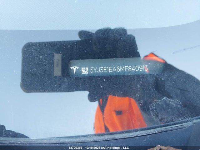 Продажа на аукционе авто 2021 Tesla Model 3, vin: 5YJ3E1EA6MF840913, номер лота: 12726386