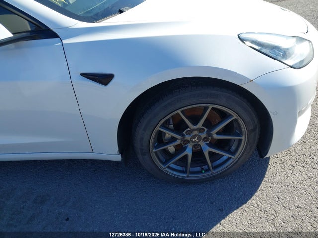 Продажа на аукционе авто 2021 Tesla Model 3, vin: 5YJ3E1EA6MF840913, номер лота: 12726386