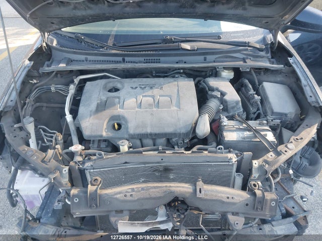 2T1BURHE9JC973015 Toyota COROLLA LE