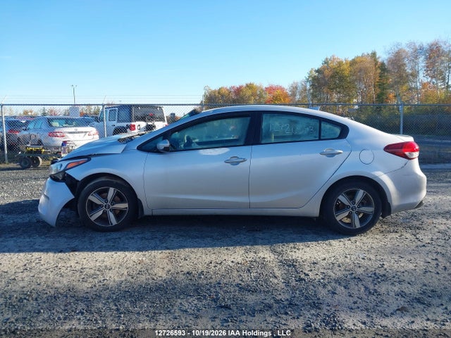 KIA Forte Lx/s 2018 3KPFL4A75JE163823 Image 15