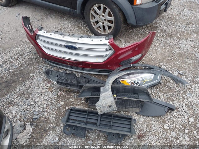 12726711 :رقم المزاد ، 1FMCU0HD8JUD52967 vin ، 2018 Ford Escape Sel مزاد بيع