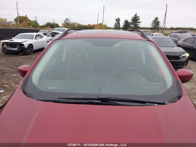 12726711 :رقم المزاد ، 1FMCU0HD8JUD52967 vin ، 2018 Ford Escape Sel مزاد بيع