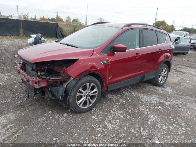 12726711 :رقم المزاد ، 1FMCU0HD8JUD52967 vin ، 2018 Ford Escape Sel مزاد بيع
