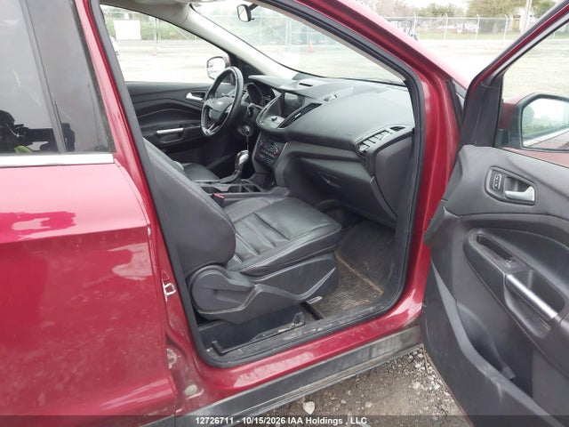 12726711 :رقم المزاد ، 1FMCU0HD8JUD52967 vin ، 2018 Ford Escape Sel مزاد بيع