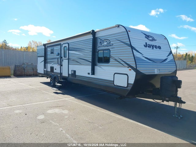 2018 1UJBJ0BT9J1T90136 main image