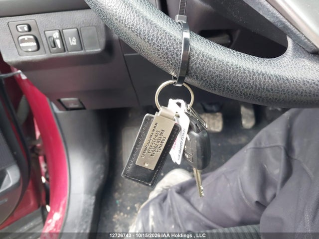 2T3BFREV4JW852820 Toyota RAV4