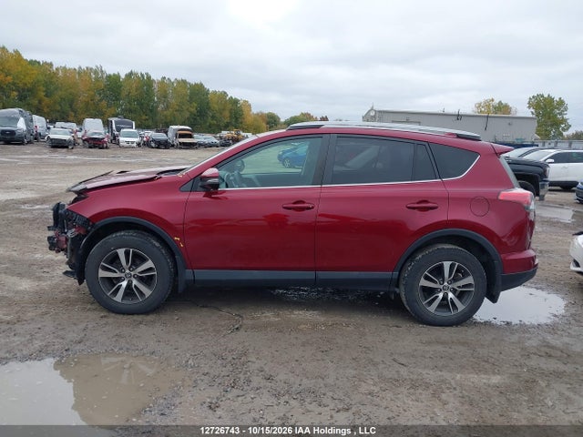 2T3BFREV4JW852820 Toyota RAV4