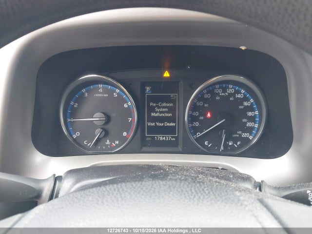 2T3BFREV4JW852820 Toyota RAV4