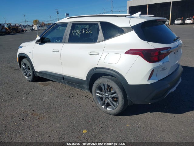 2022 Kia Seltos Lx მანქანა იყიდება აუქციონზე, vin: KNDEPCAA7N7326564, აუქციონის ნომერი: 12726766