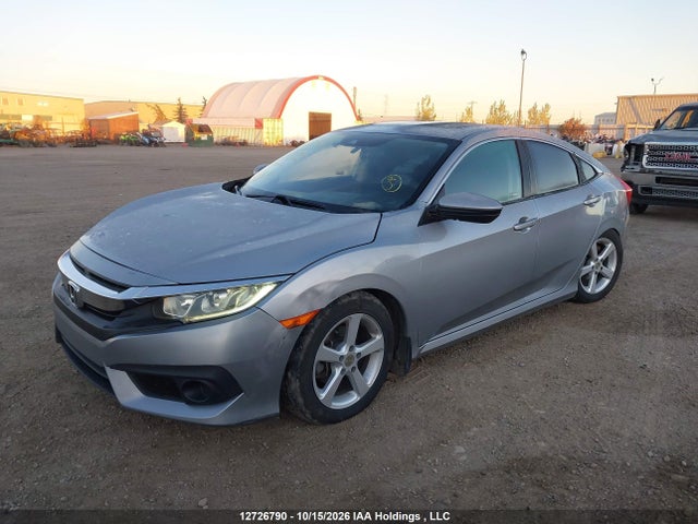 Honda Civic 2017 2HGFC2F84HH031366 Image 2
