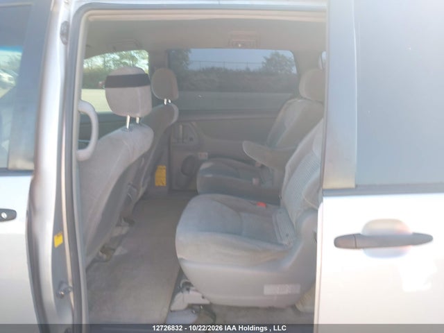 12726832 :رقم المزاد ، 5TDZA29CX6S392715 vin ، 2006 Toyota Sienna Ce مزاد بيع