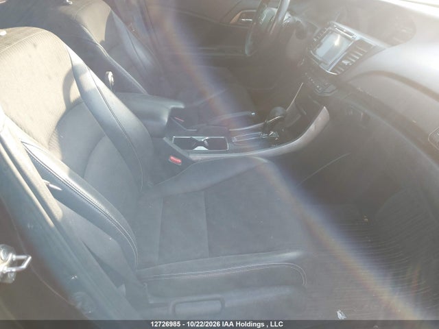 12726985 :رقم المزاد ، 1HGCR2F57GA808661 vin ، 2016 Honda Accord Sport مزاد بيع