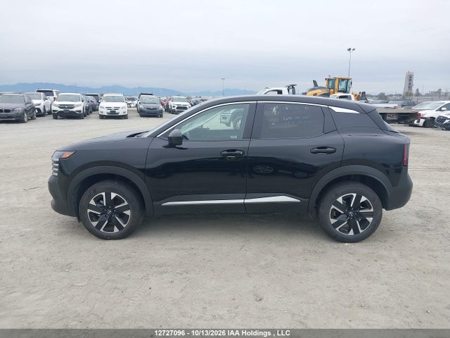 3N8AP6CBXTL415421 Nissan KICKS SV