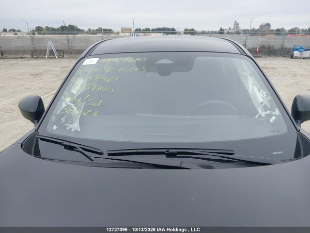 3N8AP6CBXTL415421 Nissan KICKS SV