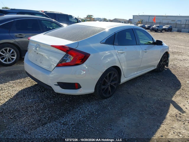 Honda Civic 2017 2HGFC2F82HH008197 Image 4