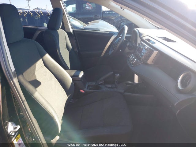 Продажа на аукционе авто 2015 Toyota Rav4 Le, vin: 2T3BFREV6FW357252, номер лота: 12727351