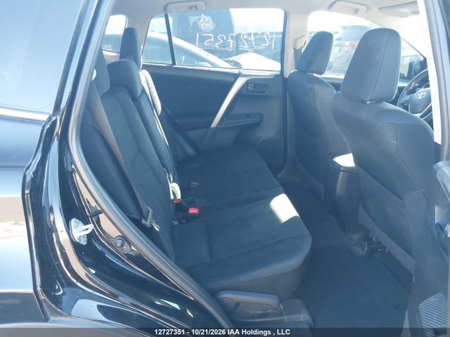 Продажа на аукционе авто 2015 Toyota Rav4 Le, vin: 2T3BFREV6FW357252, номер лота: 12727351