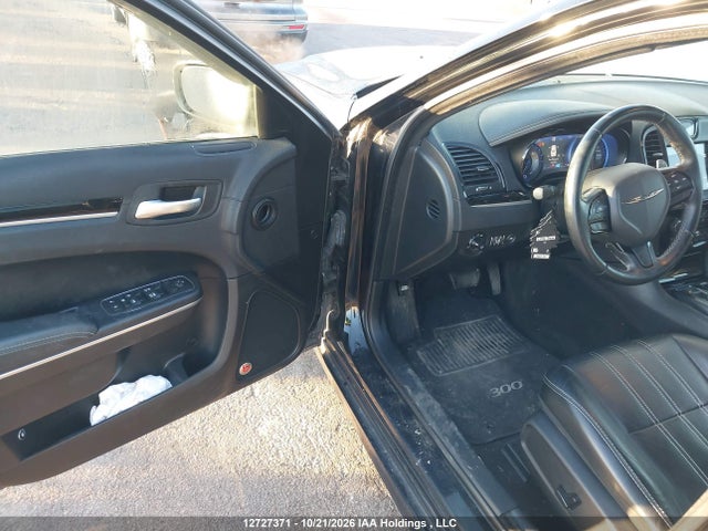 Продажа на аукционе авто 2017 Chrysler 300 S, vin: 2C3CCABG2HH513458, номер лота: 12727371