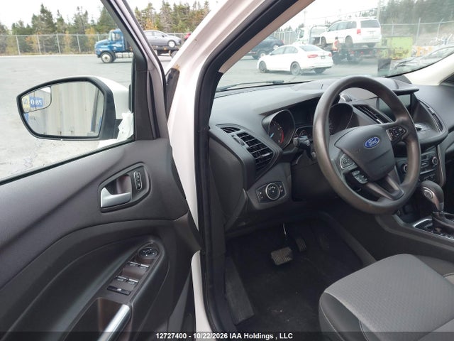 Ford ESCAPE SE 2019 1FMCU9GD5KUB35643 Image 17