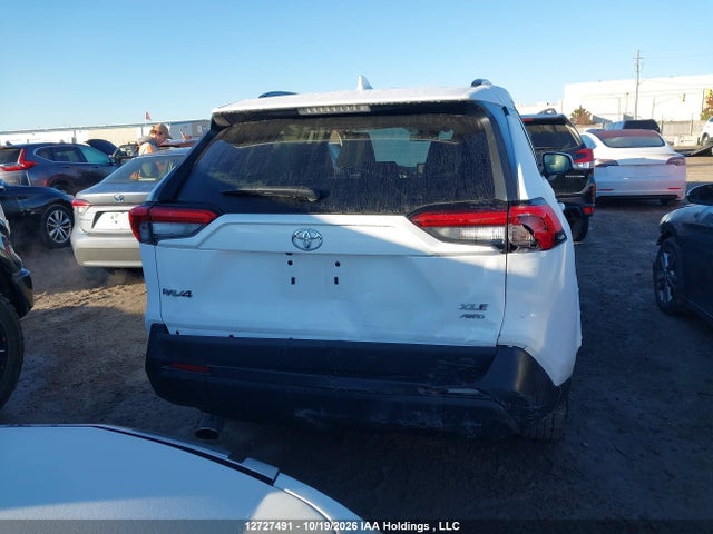 2T3R1RFV3NC269710 Toyota Rav4 Xle/xle Premium