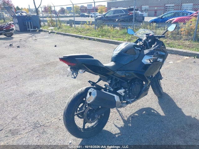 Kawasaki EX400 2021 JKAEXKG13MDAA8497 Image 4