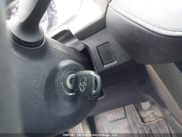 Toyota RAV4 LE 2014 2T3BFREVXEW227604 Image 11