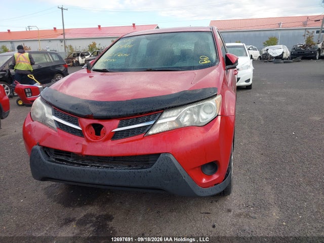 Toyota RAV4 LE 2014 2T3BFREVXEW227604 Image 12