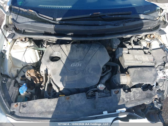 12719414 :رقم المزاد ، KMHCT5AE3EU177648 vin ، 2014 Hyundai Accent Gl مزاد بيع