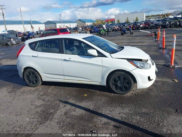 12719414 :رقم المزاد ، KMHCT5AE3EU177648 vin ، 2014 Hyundai Accent Gl مزاد بيع