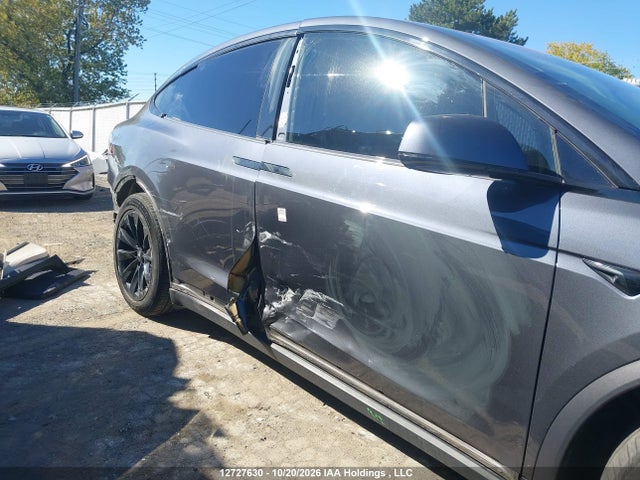 12727630 :رقم المزاد ، 5YJXCDE20KF186067 vin ، 2019 Tesla Model X 100d/75d/long Range/p100d/standard Range مزاد بيع
