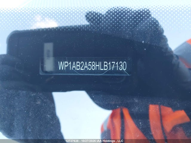 WP1AB2A58HLB17130 Porsche MACAN S