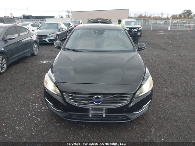 2015 Volvo S60 T6 Platinum მანქანა იყიდება აუქციონზე, vin: YV149MFMXF1369471, აუქციონის ნომერი: 12727693